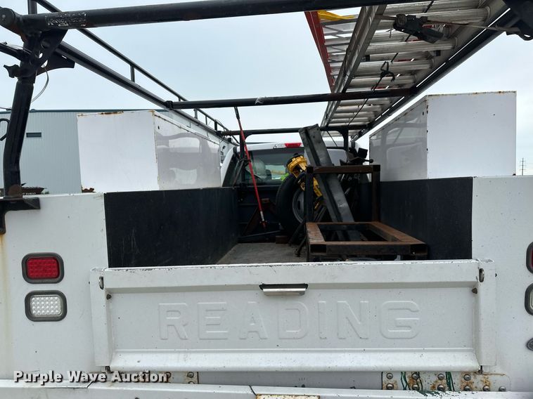 image for item EB2720 2019 Ford F350 Super Duty Crew Cab utility bed pickup truck