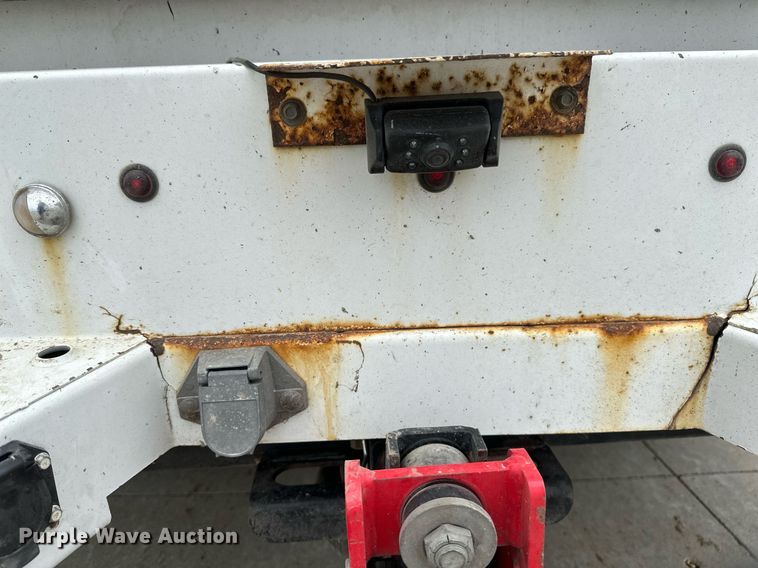 image for item EB2720 2019 Ford F350 Super Duty Crew Cab utility bed pickup truck