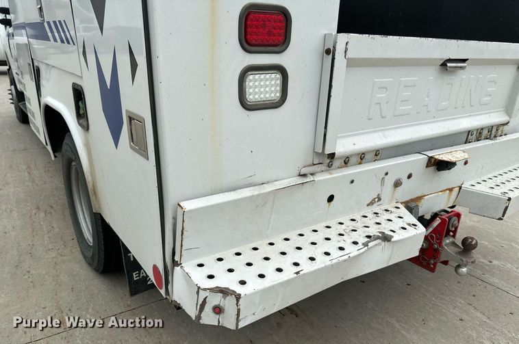 image for item EB2720 2019 Ford F350 Super Duty Crew Cab utility bed pickup truck