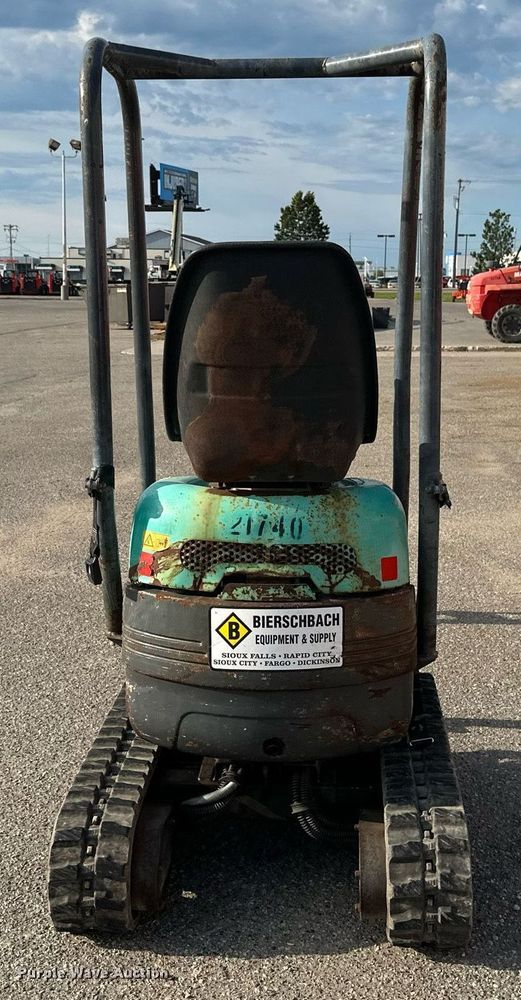 image for item EB2742 IHI 9VX3 mini excavator