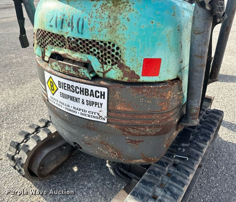 image for item EB2742 IHI 9VX3 mini excavator