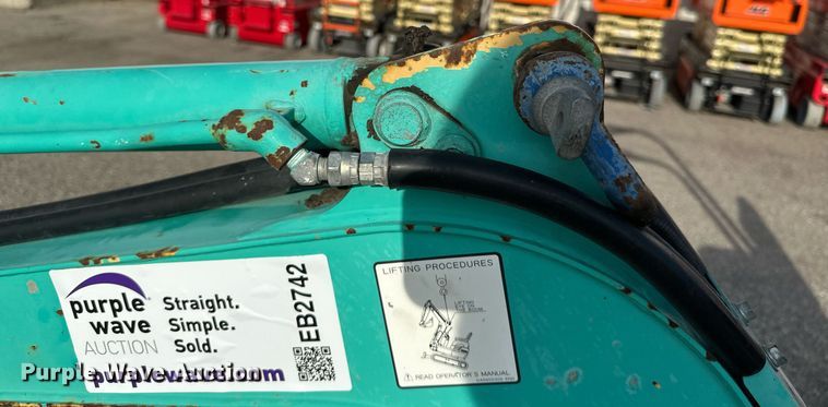 image for item EB2742 IHI 9VX3 mini excavator