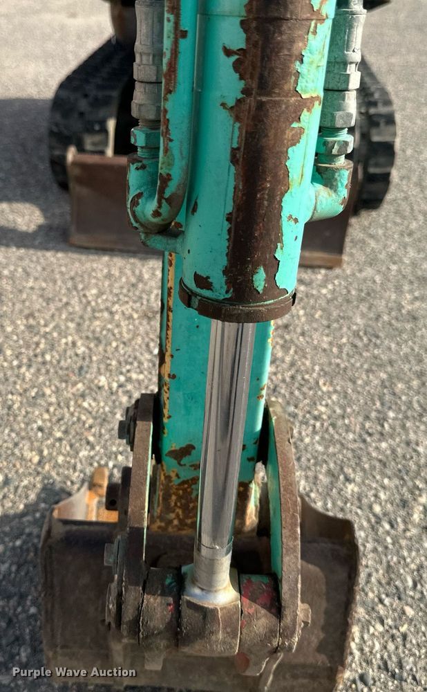 image for item EB2742 IHI 9VX3 mini excavator