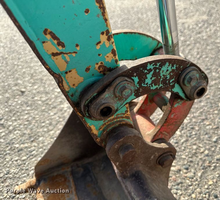 image for item EB2742 IHI 9VX3 mini excavator