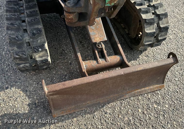 image for item EB2742 IHI 9VX3 mini excavator