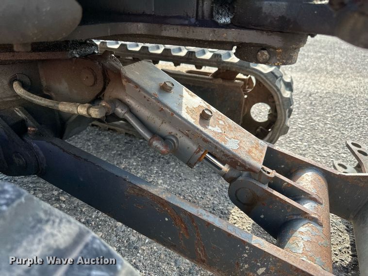 image for item EB2742 IHI 9VX3 mini excavator