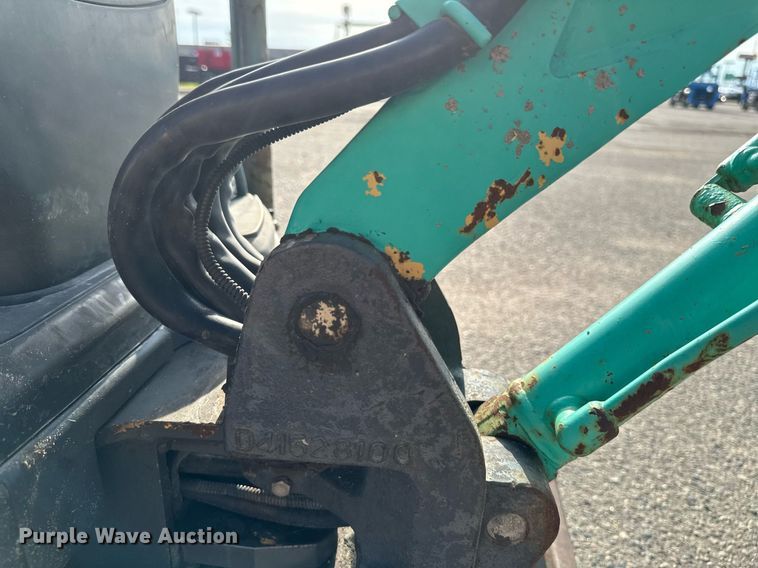 image for item EB2742 IHI 9VX3 mini excavator