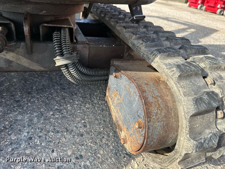 image for item EB2742 IHI 9VX3 mini excavator