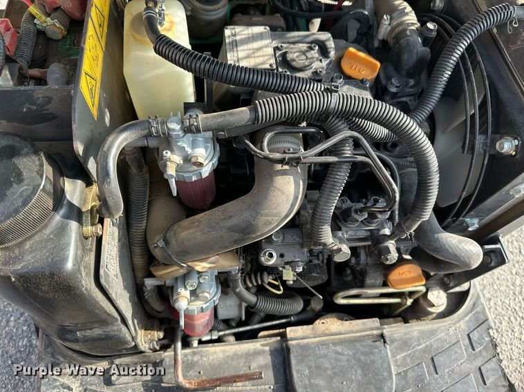 image for item EB2742 IHI 9VX3 mini excavator