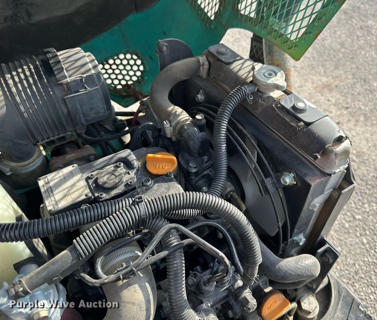 image for item EB2742 IHI 9VX3 mini excavator