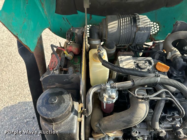 image for item EB2742 IHI 9VX3 mini excavator