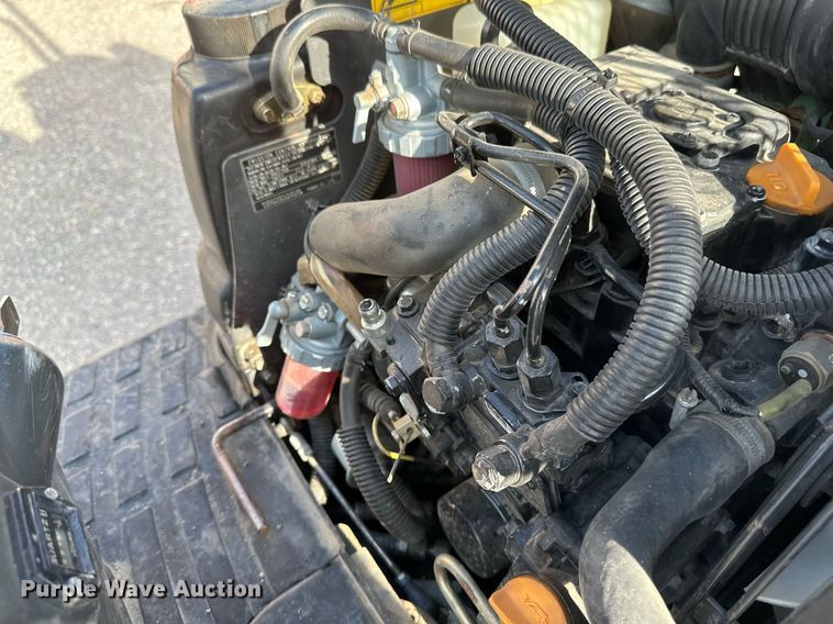 image for item EB2742 IHI 9VX3 mini excavator