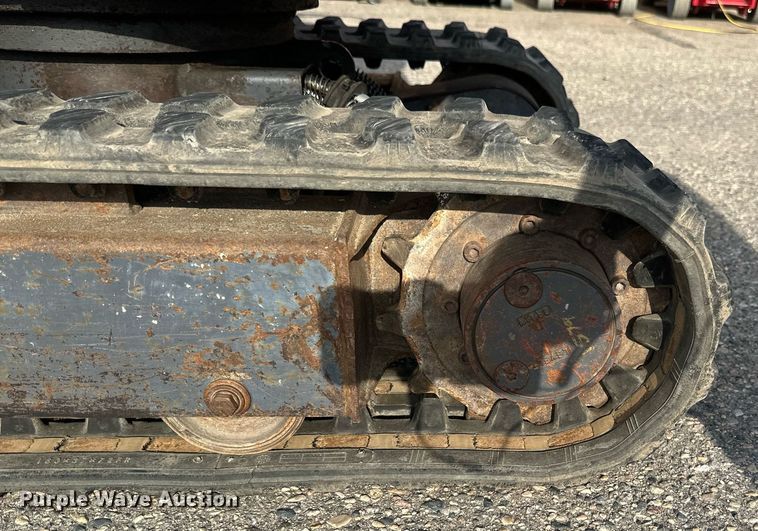 image for item EB2742 IHI 9VX3 mini excavator