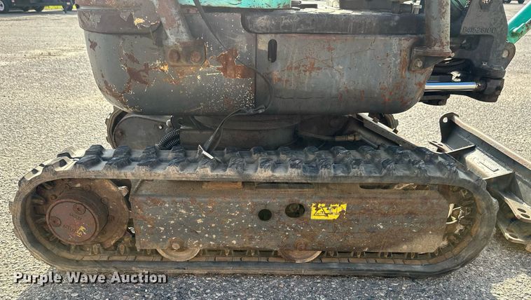 image for item EB2742 IHI 9VX3 mini excavator