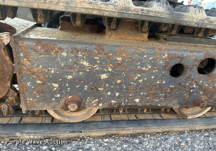 image for item EB2742 IHI 9VX3 mini excavator