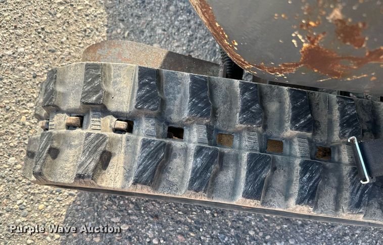 image for item EB2742 IHI 9VX3 mini excavator