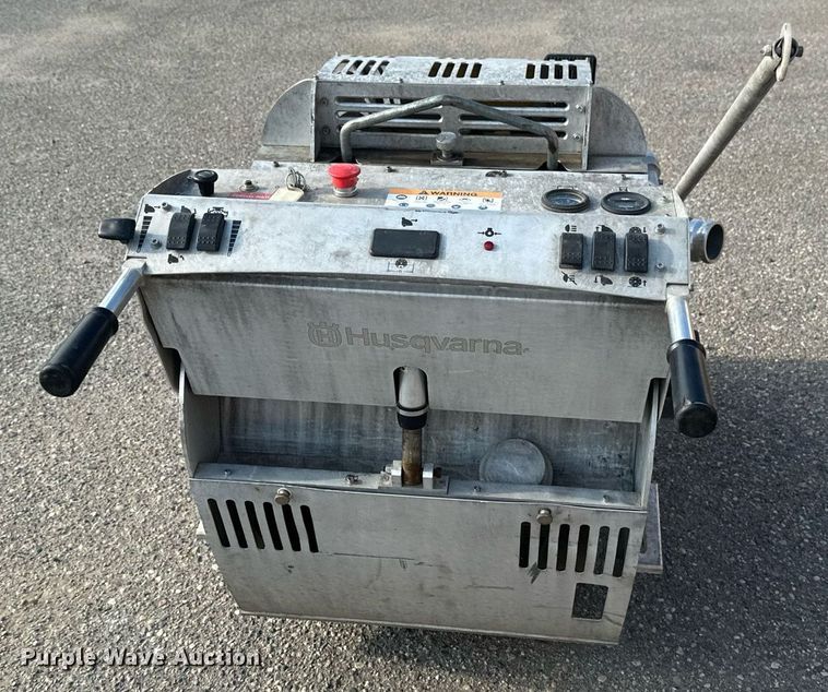 image for item EB2743 2018 Husqvarna Soff-Cut 5000 concrete saw