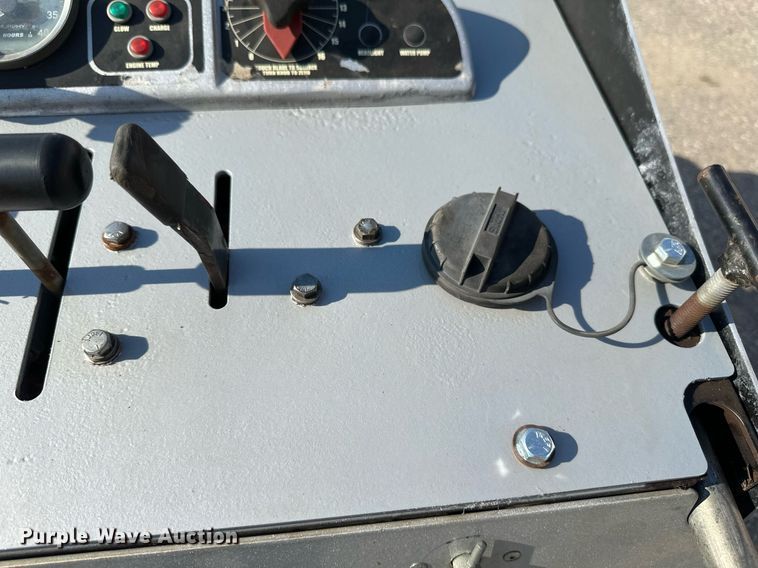 image for item EB2745 2016 Norton Clipper C5926SS concrete saw