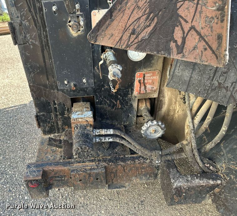 image for item EB2747 2008 Cimline Magma 110 melter applicator