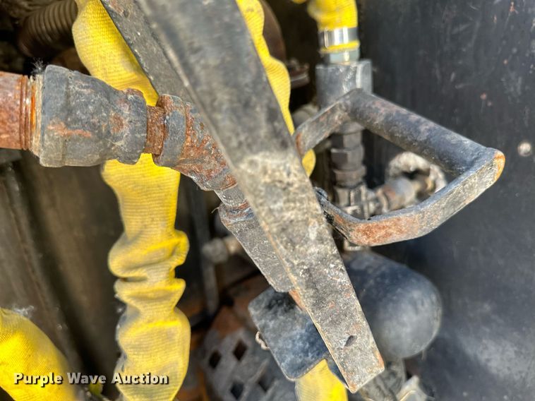 image for item EB2747 2008 Cimline Magma 110 melter applicator