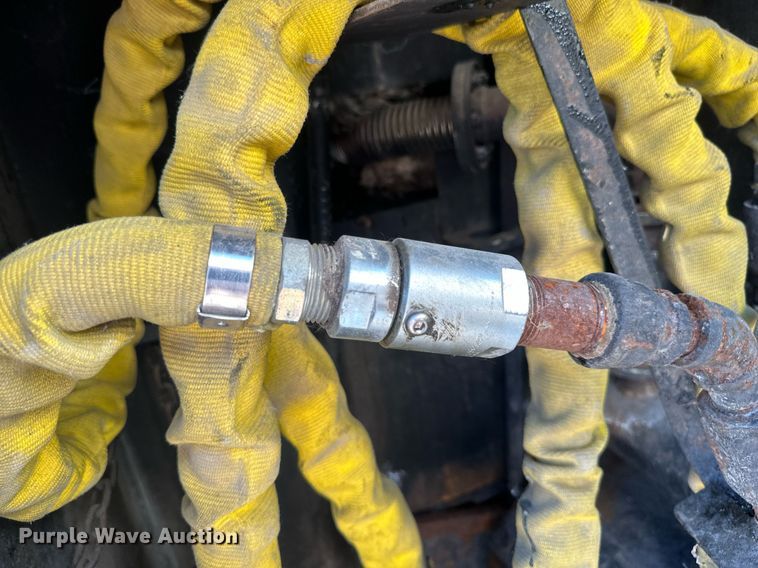 image for item EB2747 2008 Cimline Magma 110 melter applicator