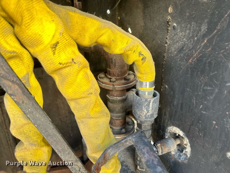 image for item EB2747 2008 Cimline Magma 110 melter applicator