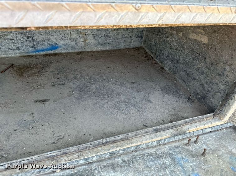 image for item EB2755 2008 Sterling Acterra flatbed truck