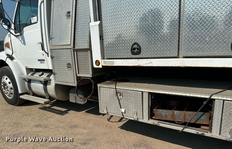 image for item EB2755 2008 Sterling Acterra flatbed truck