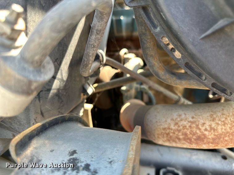 image for item EB2756 2003 International 4400 flatbed truck