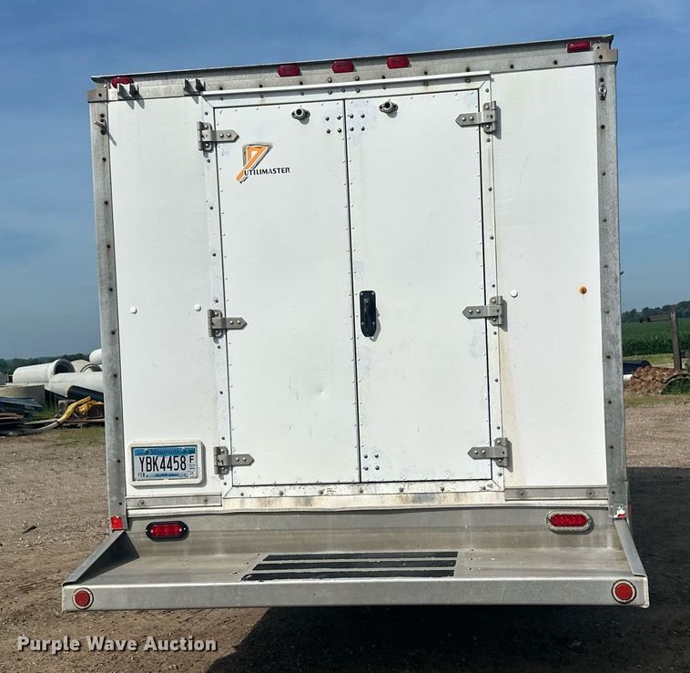 image for item EB2757 2003 Ford E550 utility / service truck