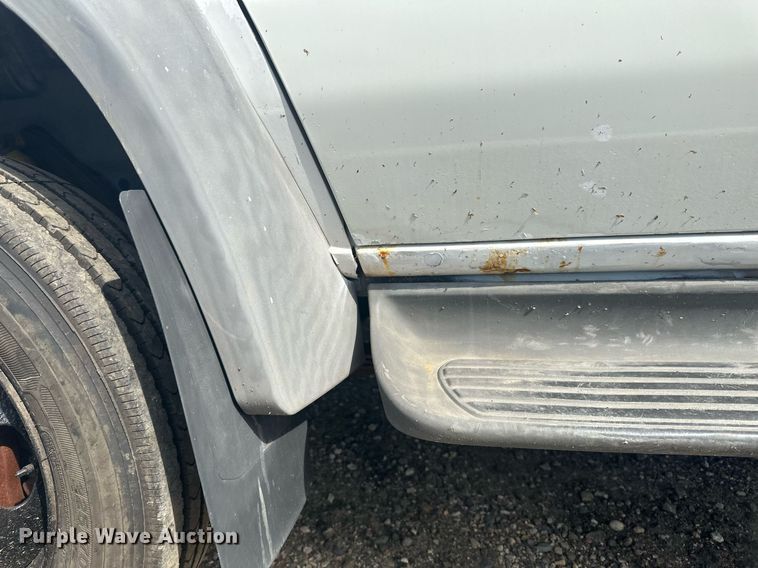 image for item EB2757 2003 Ford E550 utility / service truck