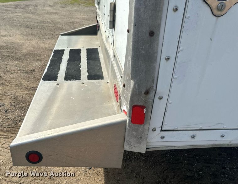 image for item EB2757 2003 Ford E550 utility / service truck