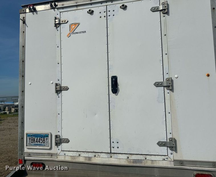 image for item EB2757 2003 Ford E550 utility / service truck