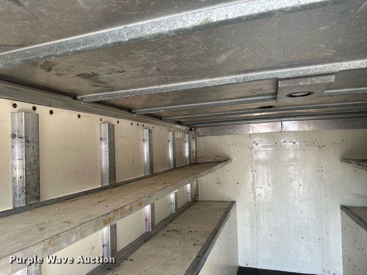 image for item EB2757 2003 Ford E550 utility / service truck