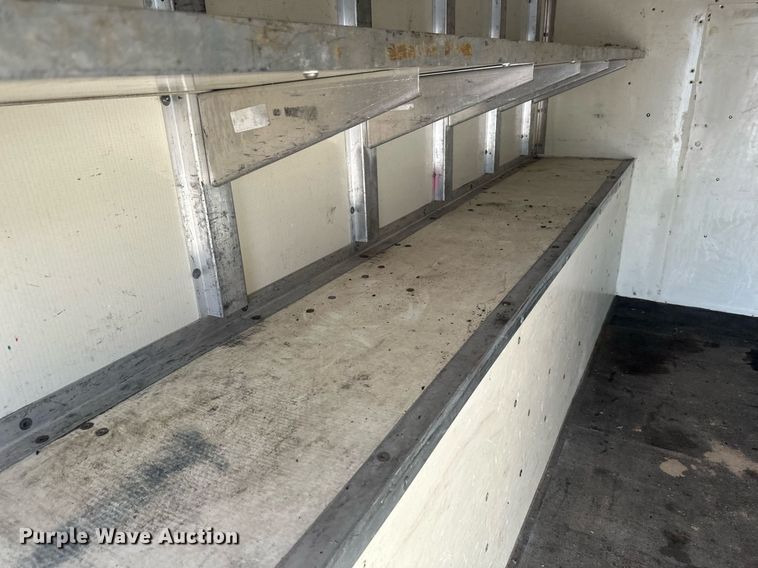 image for item EB2757 2003 Ford E550 utility / service truck