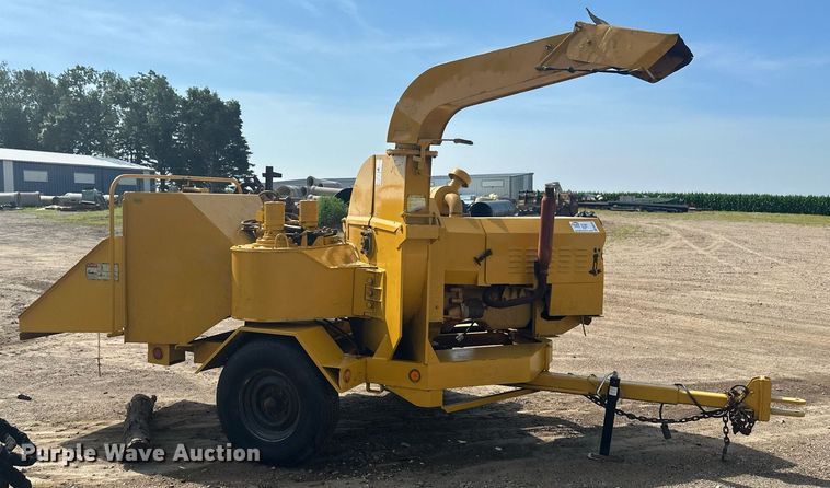 image for item EB2759 Vermeer 1250 wood chipper