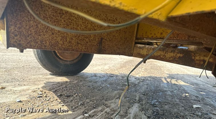 image for item EB2759 Vermeer 1250 wood chipper