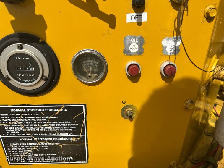 image for item EB2759 Vermeer 1250 wood chipper