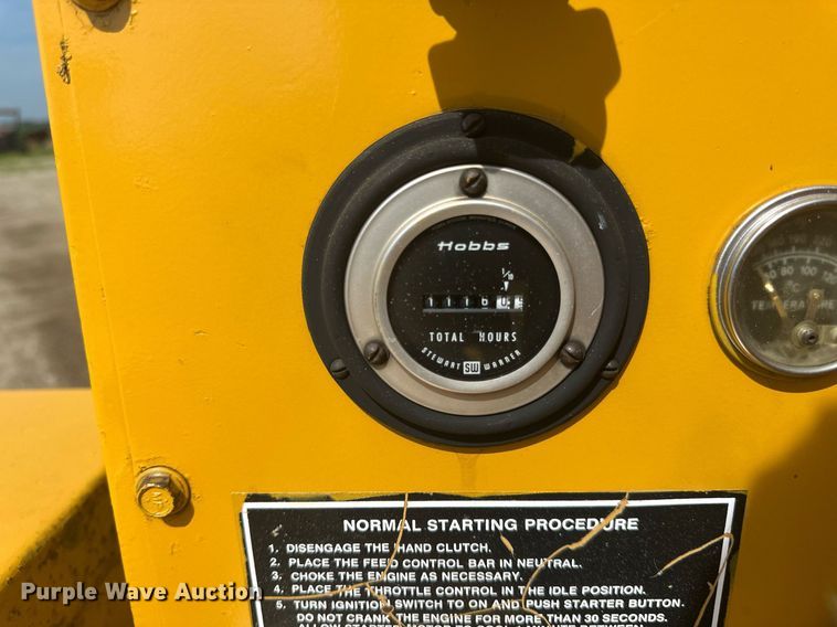 image for item EB2759 Vermeer 1250 wood chipper