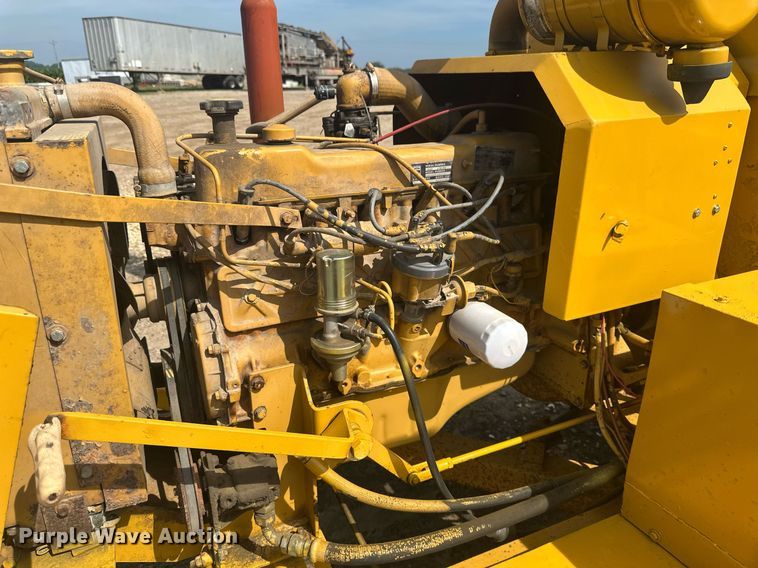 image for item EB2759 Vermeer 1250 wood chipper