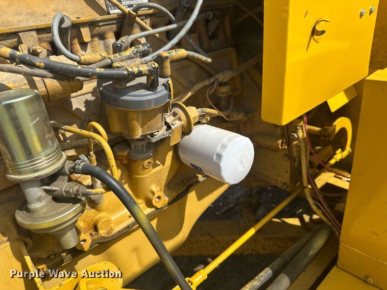 image for item EB2759 Vermeer 1250 wood chipper