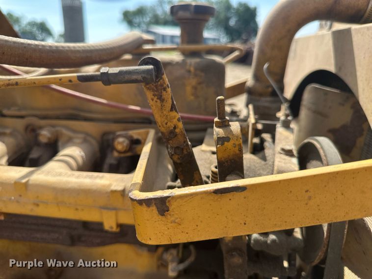 image for item EB2759 Vermeer 1250 wood chipper