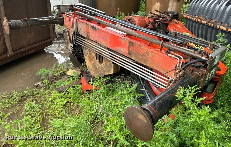 image for item EB2763 Palfinger PK3200 knuckle boom crane