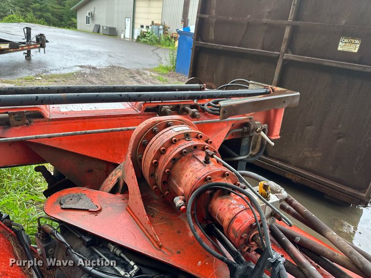 image for item EB2763 Palfinger PK3200 knuckle boom crane