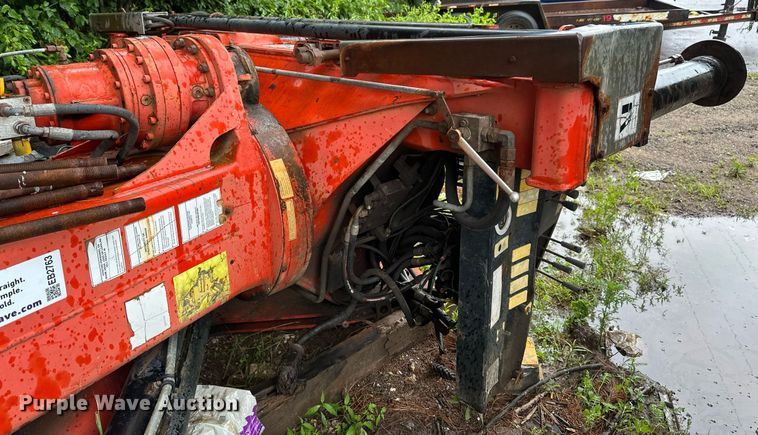 image for item EB2763 Palfinger PK3200 knuckle boom crane