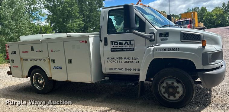 image for item EB2775 2006 Chevrolet C4500 utility / service truck