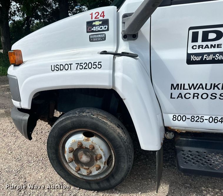 image for item EB2775 2006 Chevrolet C4500 utility / service truck