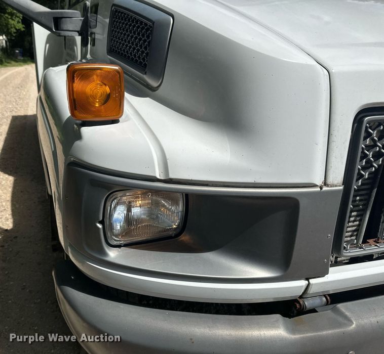 image for item EB2775 2006 Chevrolet C4500 utility / service truck