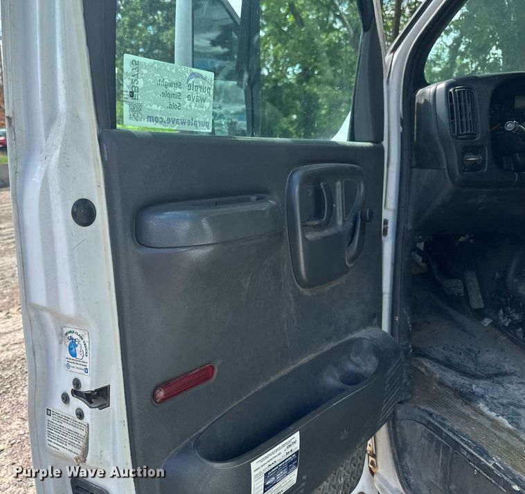 image for item EB2775 2006 Chevrolet C4500 utility / service truck