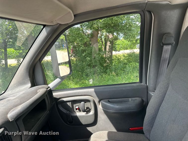 image for item EB2775 2006 Chevrolet C4500 utility / service truck